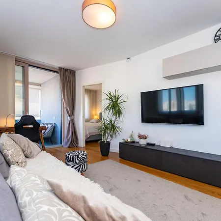 Apartment Sky